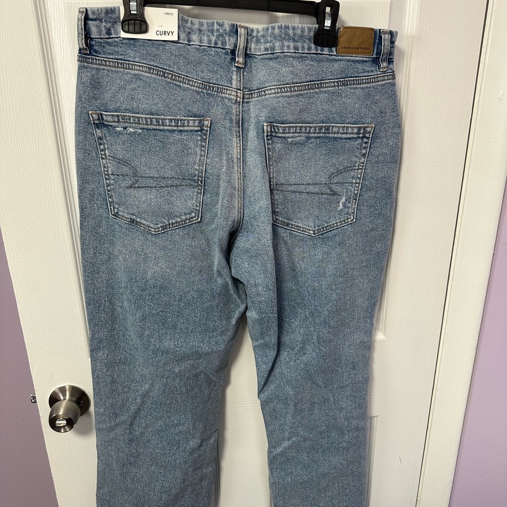 AE Curvy Straight Vintage Jeans - Picture 2 of 3